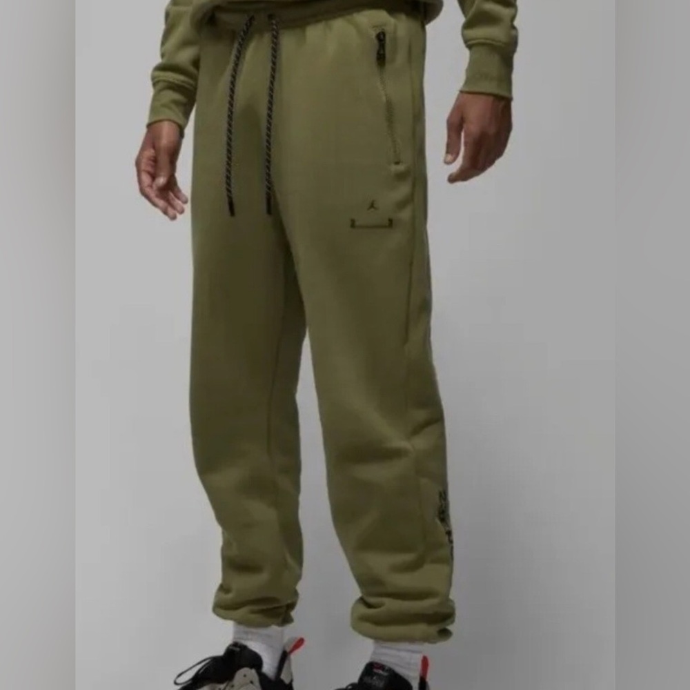 Jordan Olive Green Sweatpants Size XS 23 Engineered